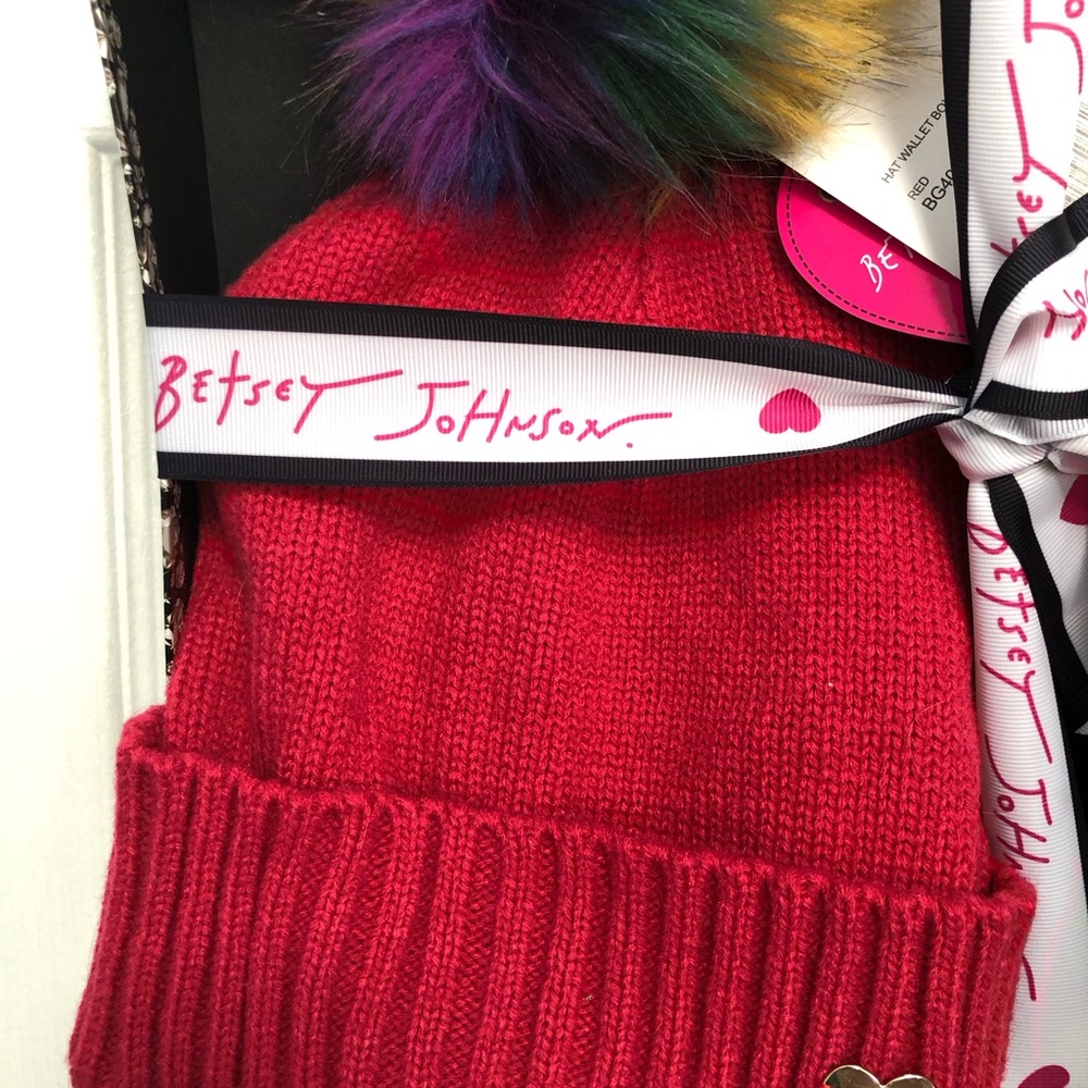 Betsey Johnson Pom Knit Hat & Keychain Floral Card Case Wallet Set New - Picture 10 of 16